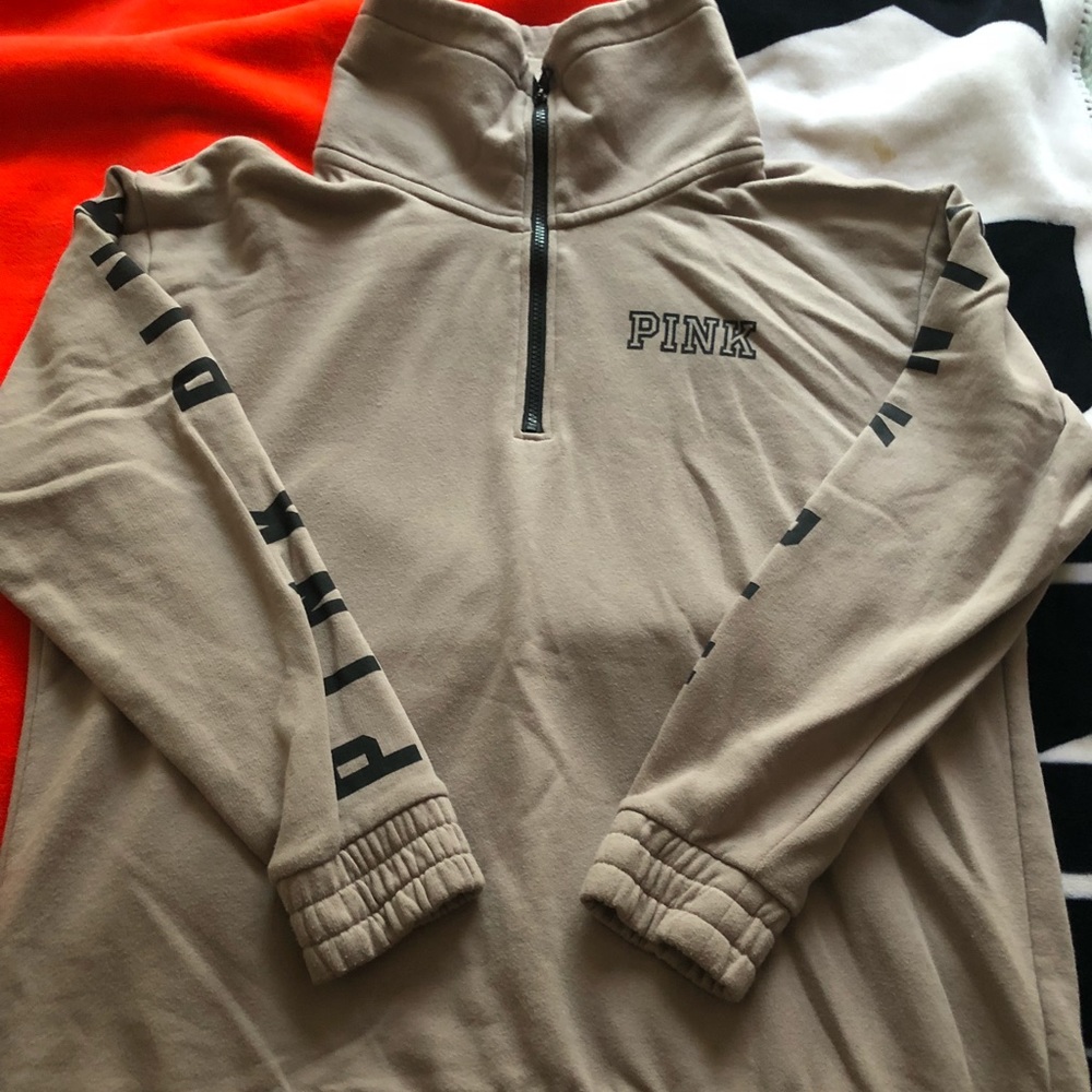 Victoria’s Secret Pink pullover large EUC